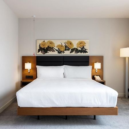 Hilton Garden Inn Tbilisi Chavchavadze Eksteriør billede