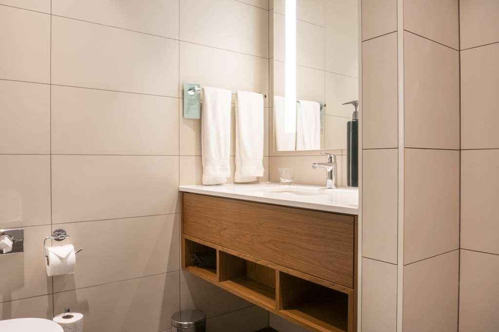 Hilton Garden Inn Tbilisi Chavchavadze Værelse billede