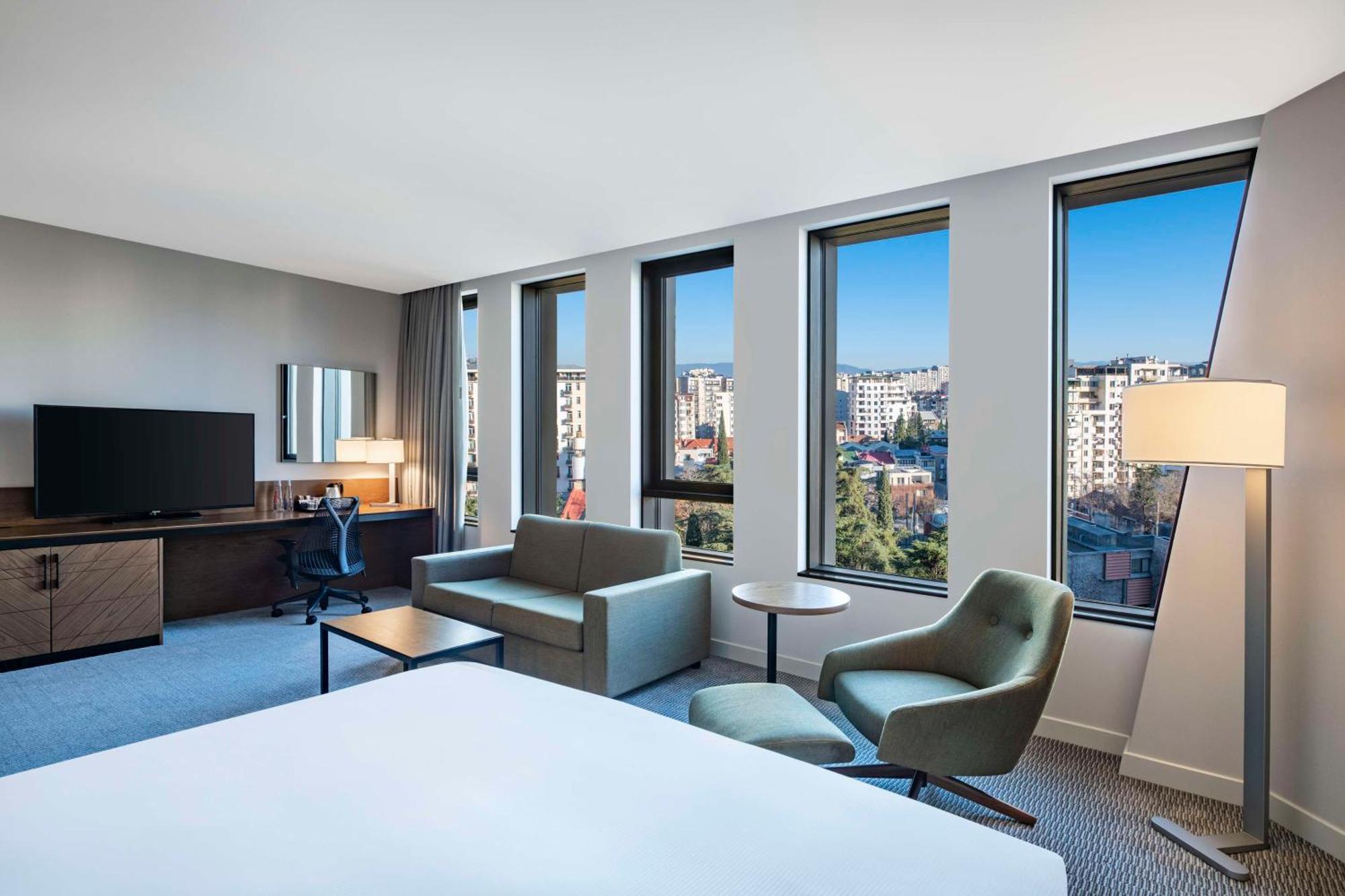 Hilton Garden Inn Tbilisi Chavchavadze Eksteriør billede