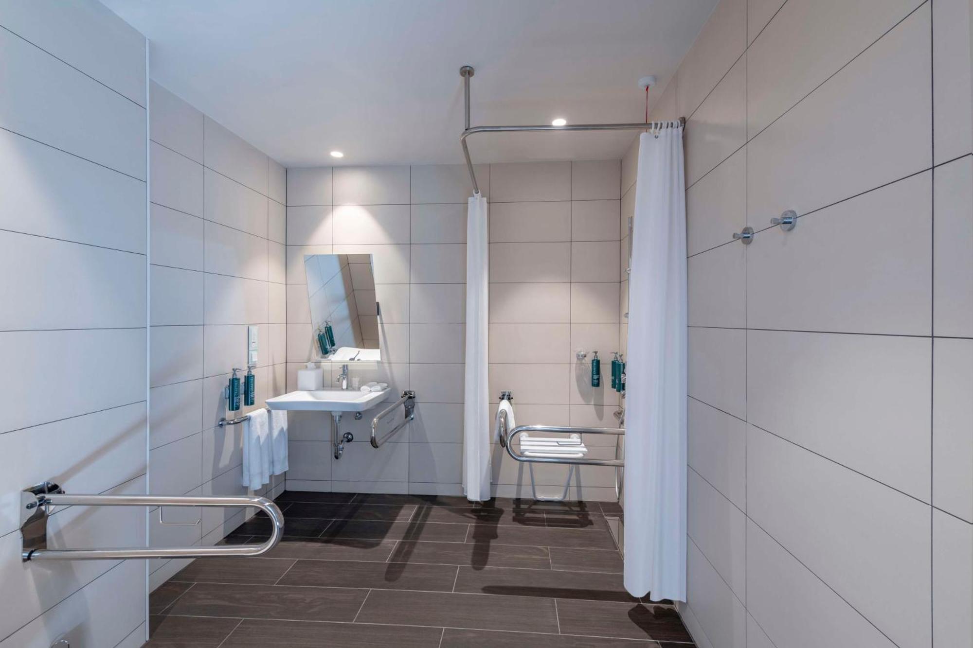 Hilton Garden Inn Tbilisi Chavchavadze Eksteriør billede