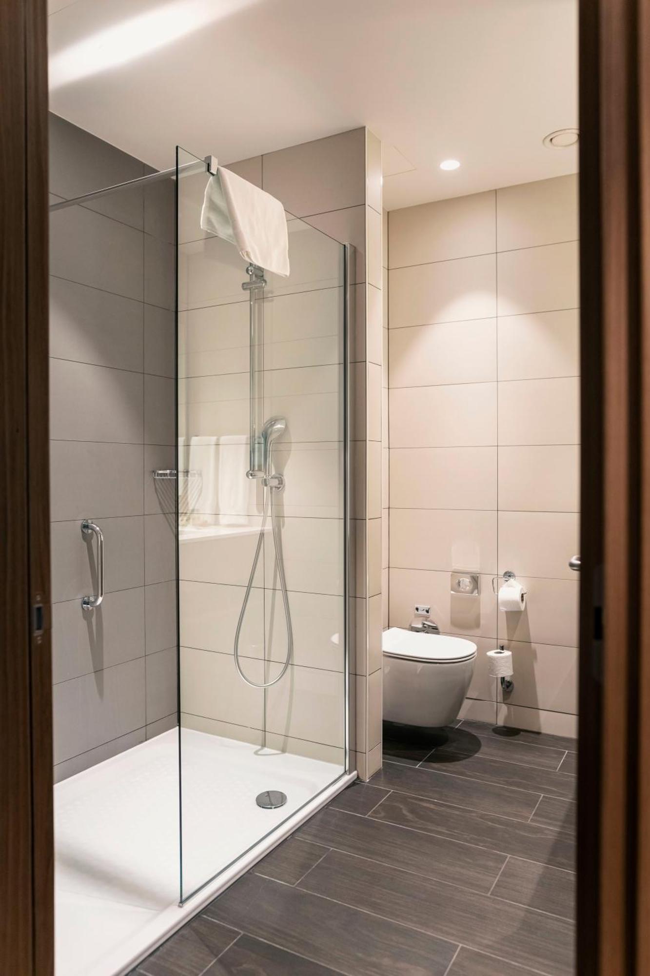 Hilton Garden Inn Tbilisi Chavchavadze Eksteriør billede