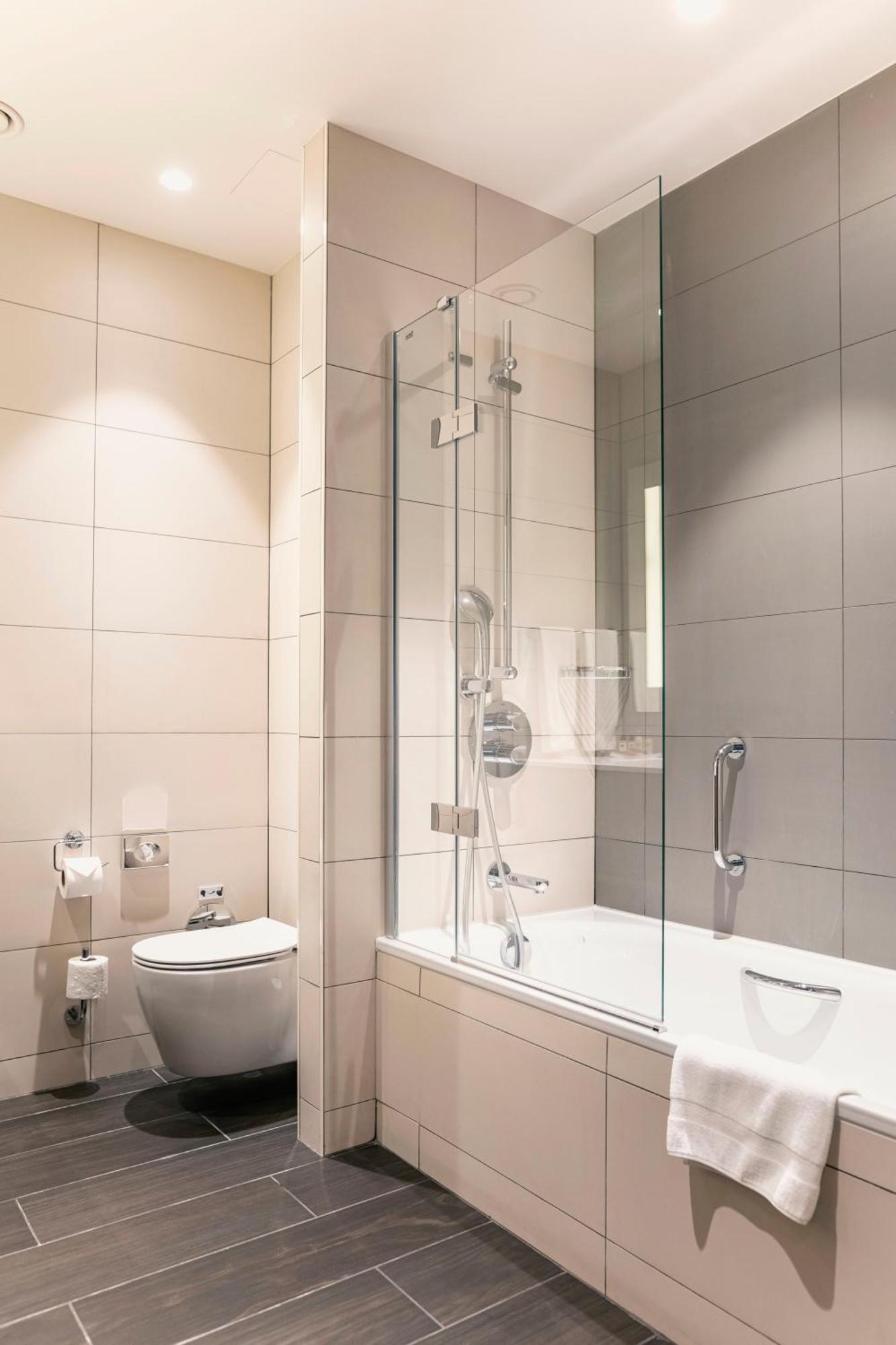 Hilton Garden Inn Tbilisi Chavchavadze Eksteriør billede