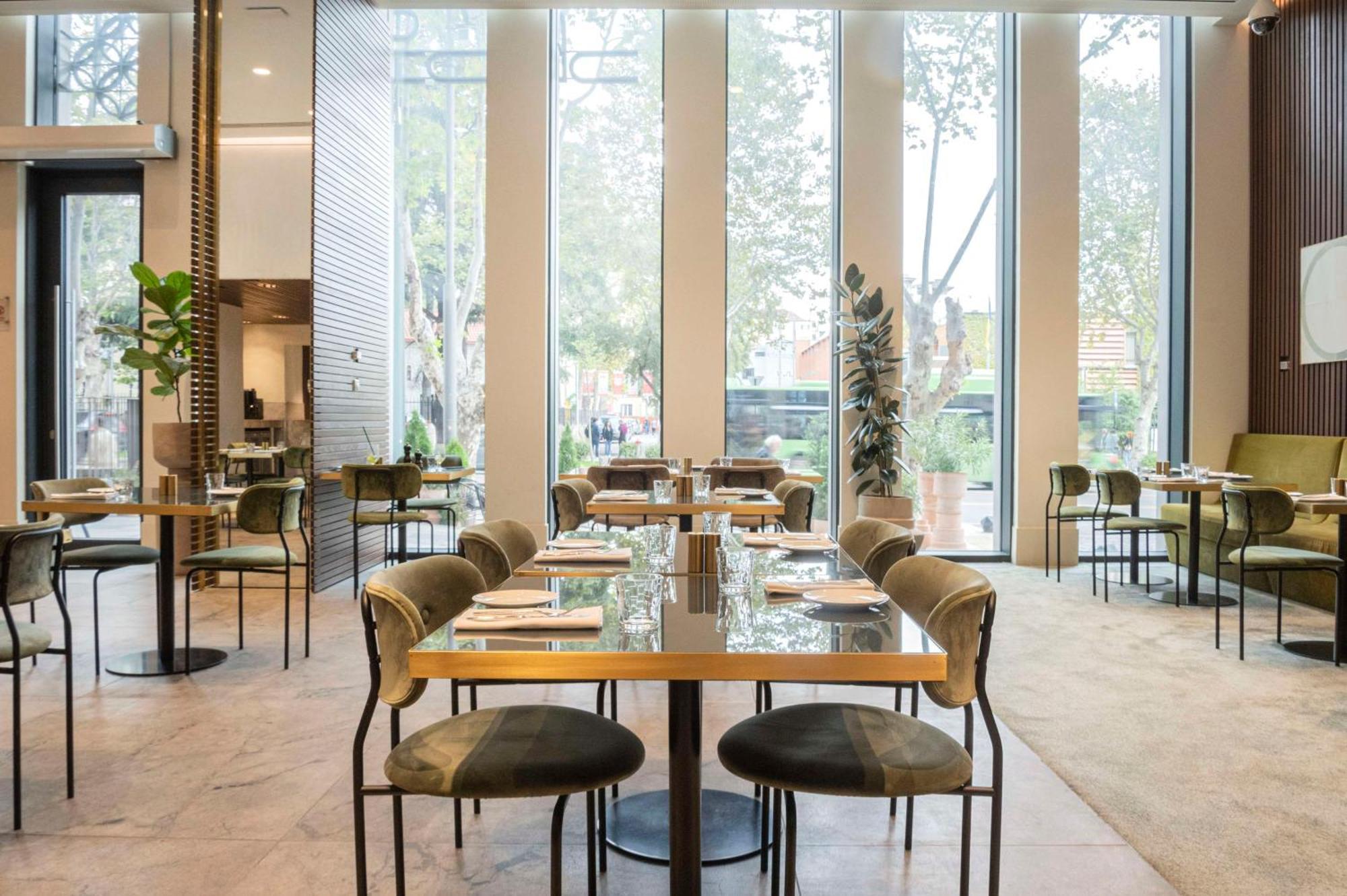 Hilton Garden Inn Tbilisi Chavchavadze Eksteriør billede